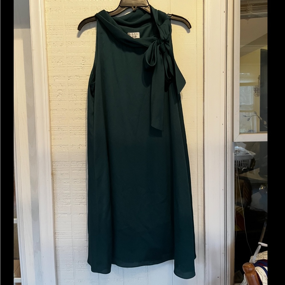 Robbie Bee Dark green Sleeveless Bow-Shoulder Midi Dress